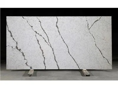 Calacatta Mramor Look Křemenné desky