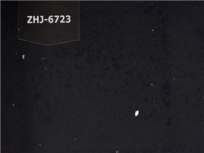 Šumivý černý křemen